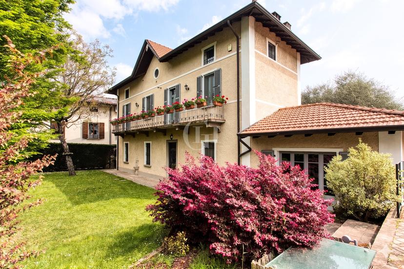 Villa unifamiliare, Corte Franca — foto 3 di 5