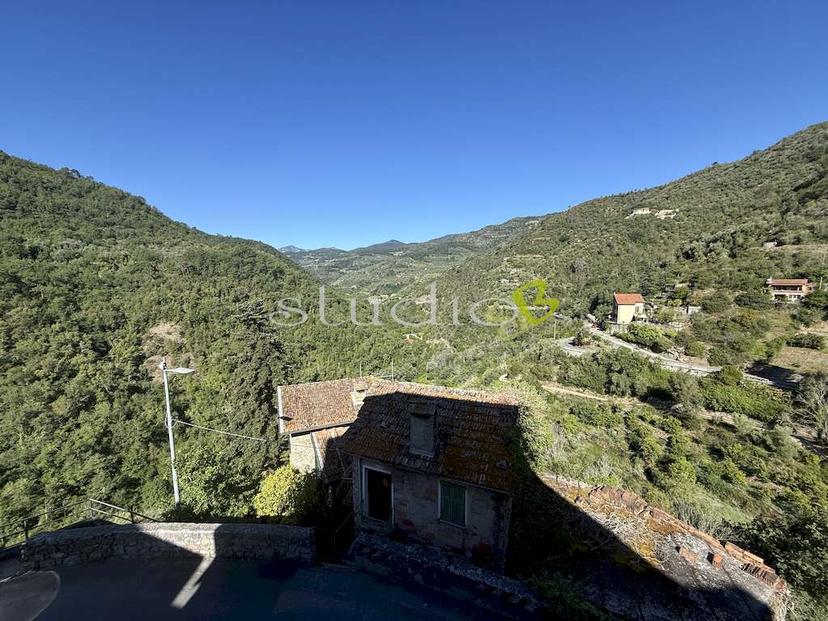Porzione di casa in Via Angeli Snc, Apricale — foto 4 di 5