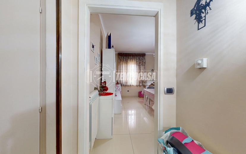 Trilocale in Via Fratelli Bandiera 8, Teverola — foto 3 di 5