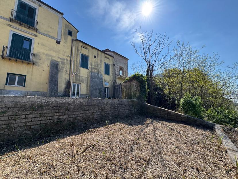 Casa indipendente in Via Raffaele Lambiase 3, Cava de' Tirreni — foto 2 di 5