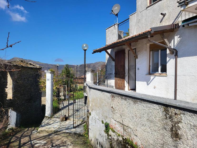 Casa indipendente in Via G. B. Cevasco 98 - 100, Bargagli — foto 3 di 5