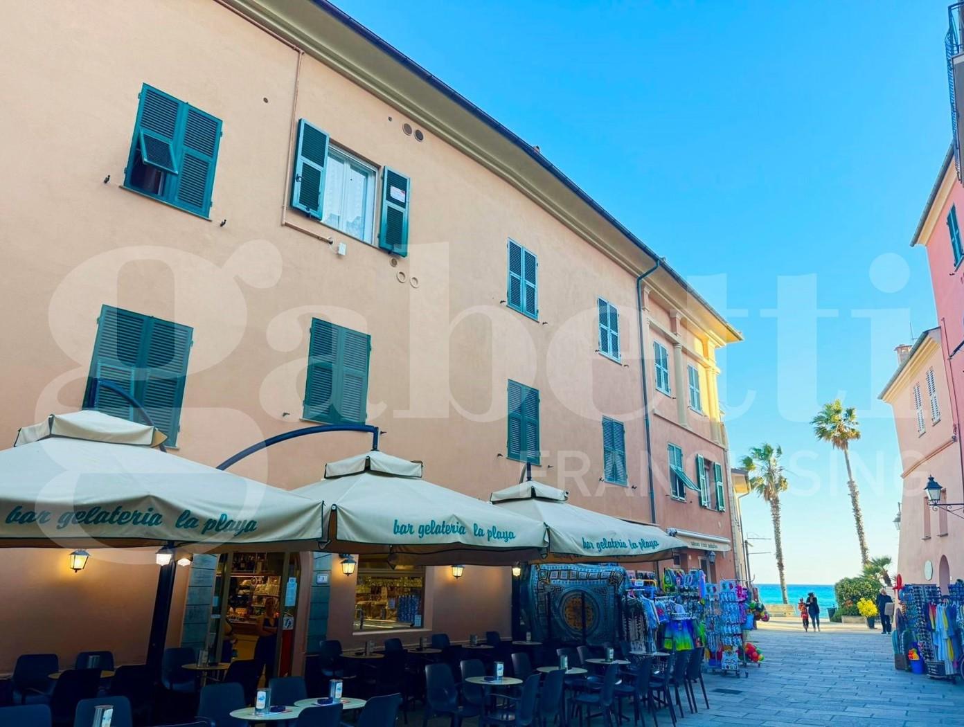 Bilocale in Piazza Garibaldi  Snc, San Lorenzo al Mare