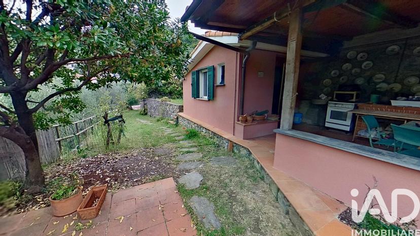 Casa indipendente in Via Fossello, Varazze — foto 2 di 5
