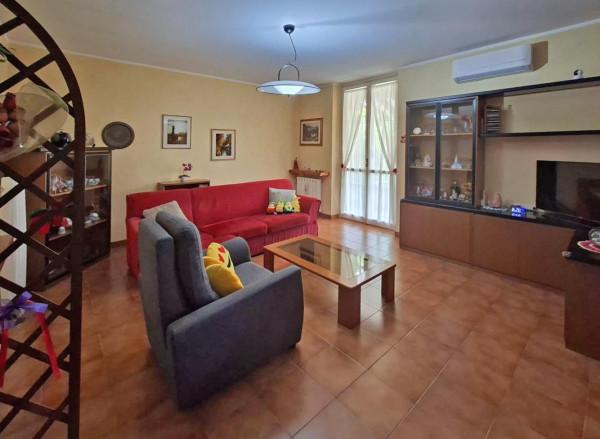 Villa a schiera, Comabbio — foto 2 di 5