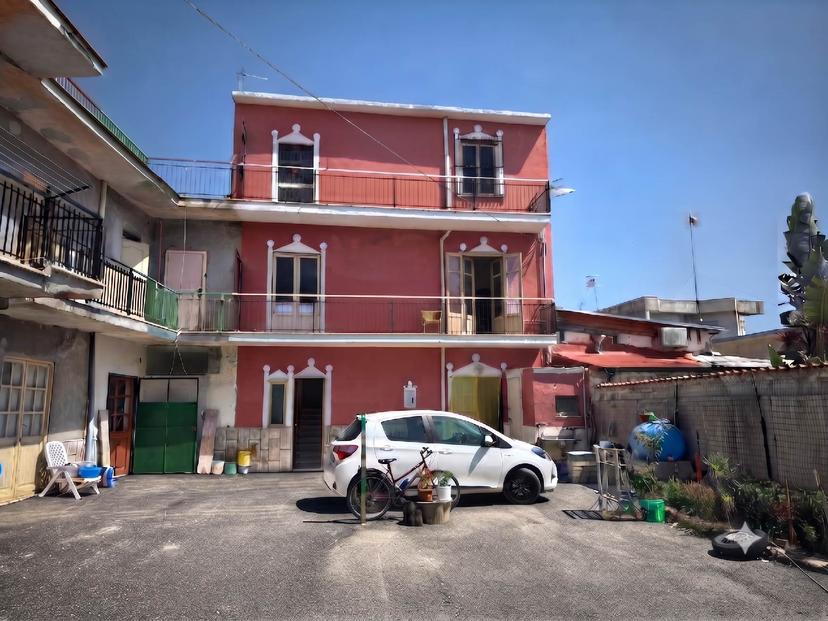 Casa indipendente in Via Taglialatela, Mondragone — foto 3 di 5