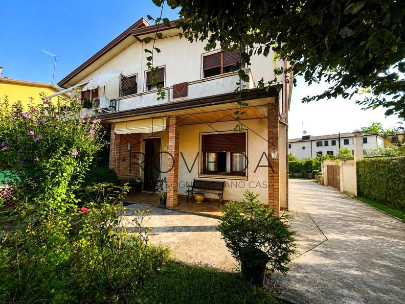 Villa in Via Don Luigi Sturzo, Casier — foto 5 di 5