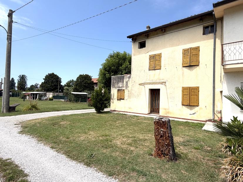 Rustico, Fiumicello Villa Vicentina — foto 2 di 4