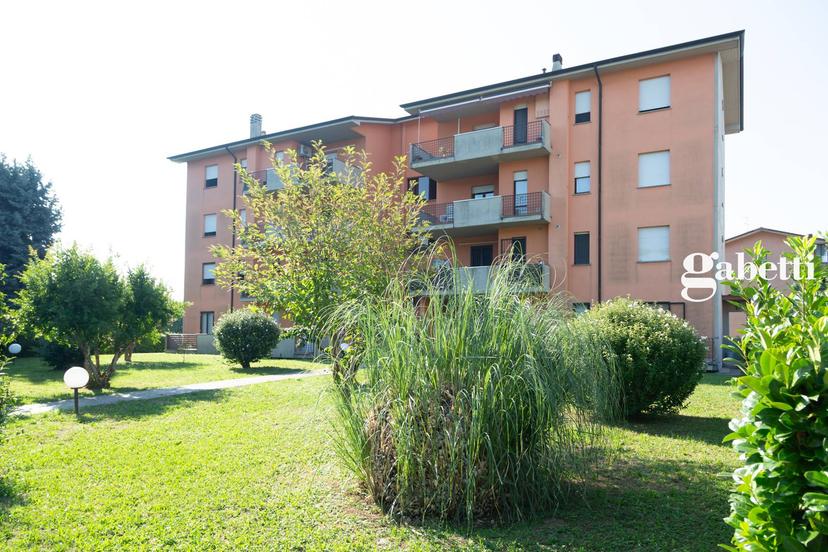 Quadrilocale in Via Adda 153, Calusco d'Adda