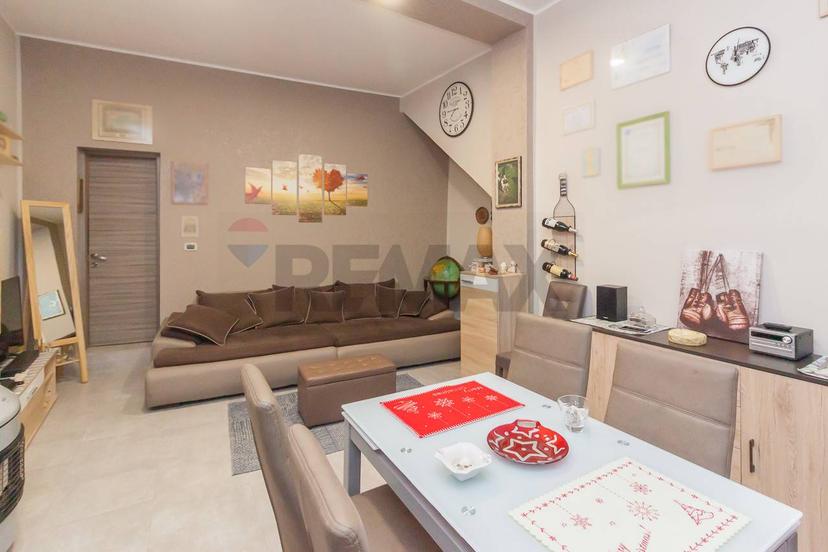 Casa indipendente in Via Montecenere 47, Paternò — foto 2 di 5