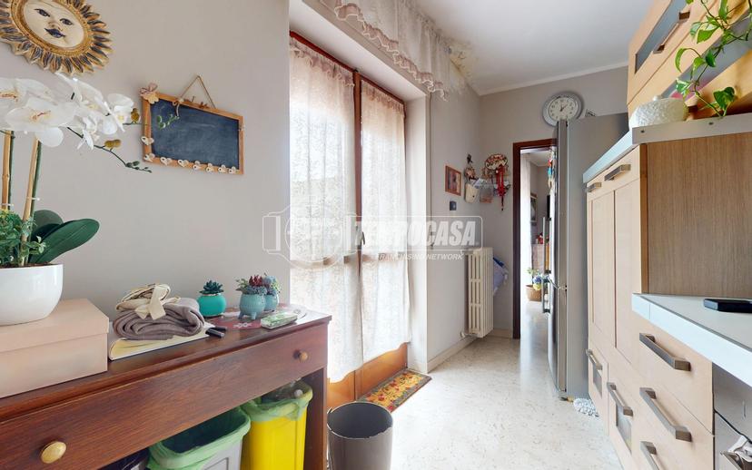 Trilocale in Via Antonio De Marinis, Acquaviva delle Fonti — foto 3 di 5