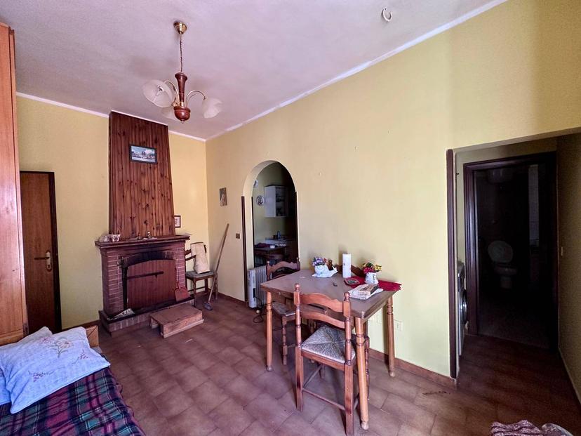 Casa indipendente in Corso Sallustio Snc, Pizzoli — foto 3 di 5