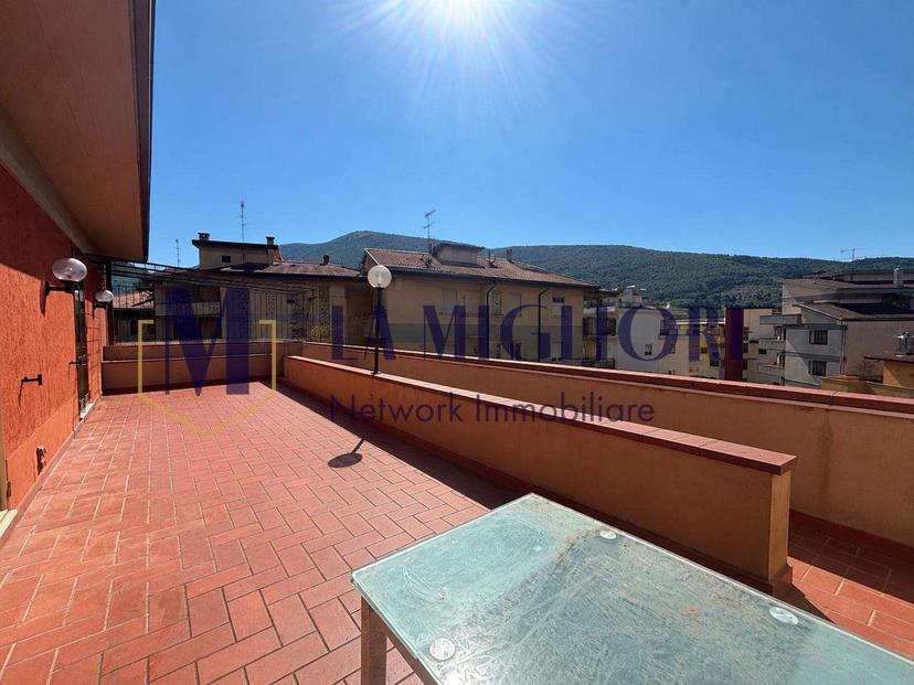 Attico in Via Angiolo Badiani 23, Prato — foto 4 di 5