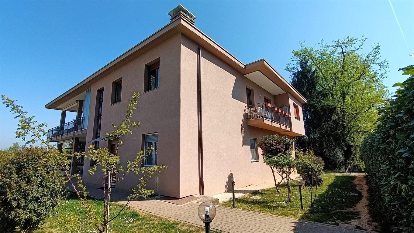Villa in Via al Poggio 3, Casatenovo