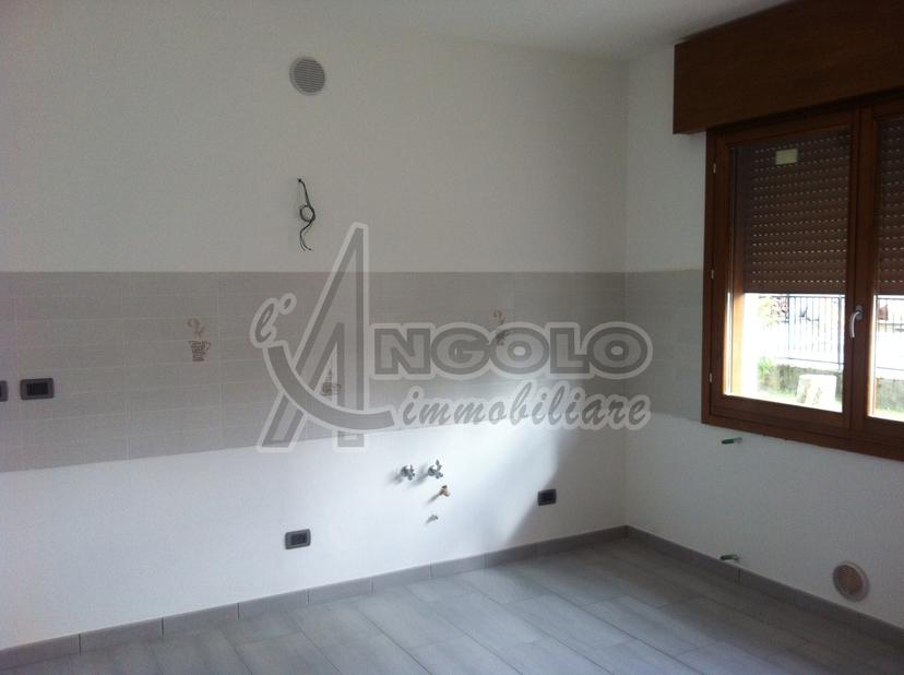 Trilocale, Canaro — foto 4 di 5