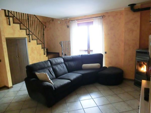 Trilocale in Via 24 Maggio, Serina