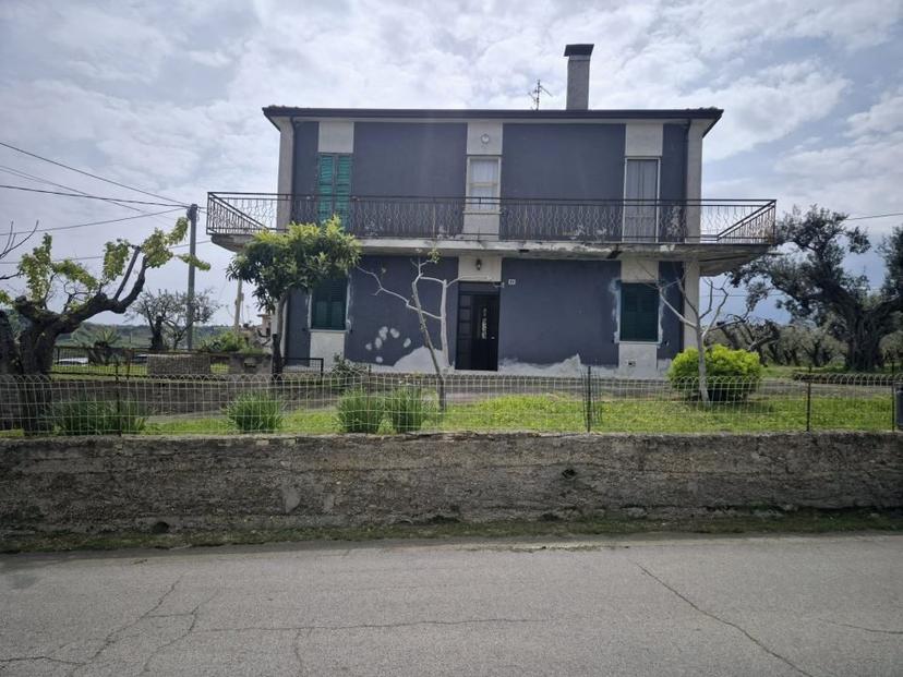 Villa in Via Sanguineto 50, Torrevecchia Teatina — foto 4 di 5