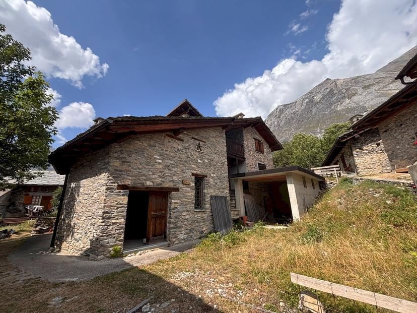 Baita in Borgo Chiappera 47, Acceglio