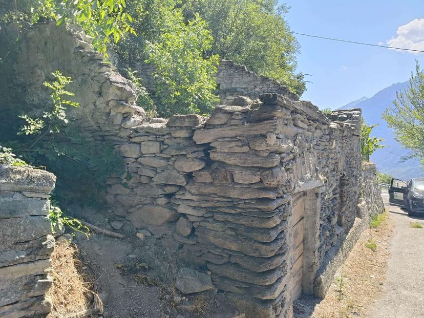 Rustico in Vecelaz, Nus