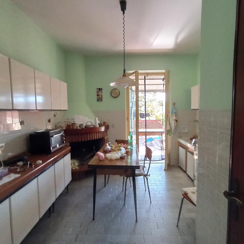 Villa a schiera in Via Salicello, Castelnuovo Magra