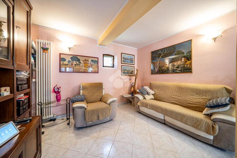 Casa indipendente in Via 24 Maggio 101, Bibbiano