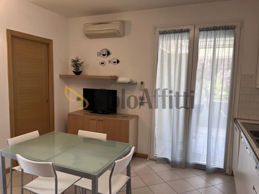 Bilocale in Viale Cesare Battisti, Cesenatico — foto 2 di 5