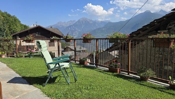 Villa plurifamiliare in Villaggio Vignil 41, Quart