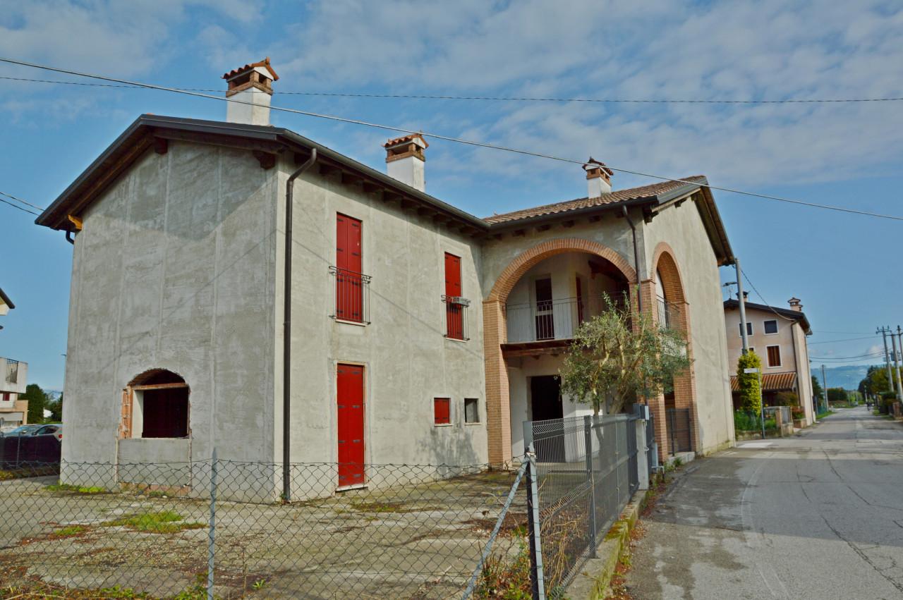 Villa in Via Caffo, Bressanvido