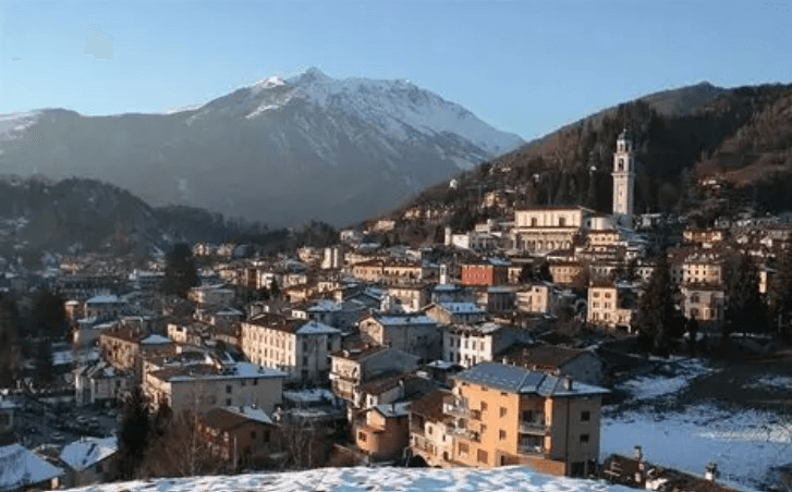 Monolocale in Viale Giorgio Gusmini, Clusone — foto 2 di 5