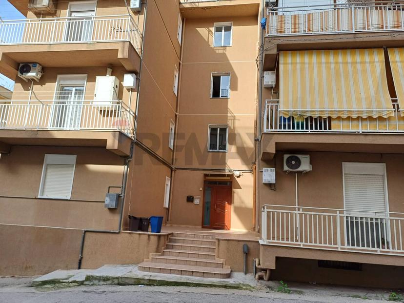 Appartamento in Vicolo Giuseppe Verdi 42, Grotte — foto 3 di 5