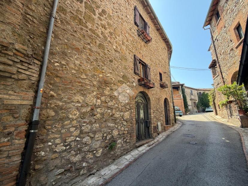 Trilocale in Frazione San Vito 5, Narni
