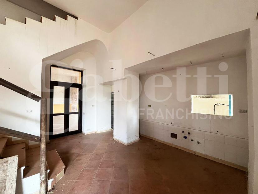 Casa indipendente in Via Mazzeo, Sparanise — foto 4 di 5