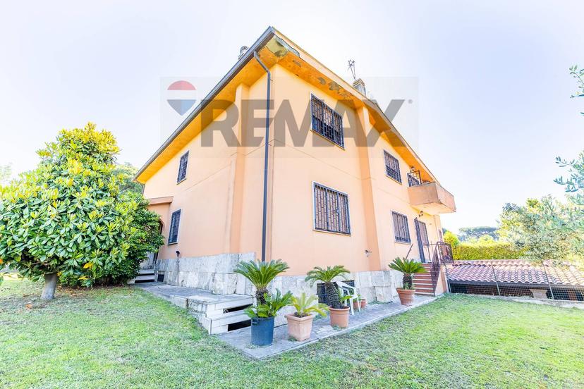 Villa in Via Castagnole 13, Marino — foto 2 di 5