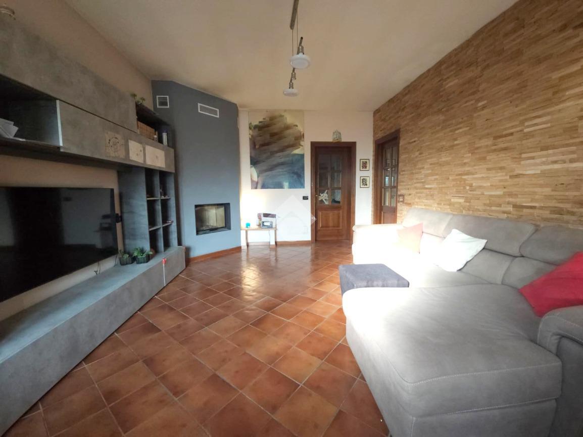 Casa indipendente in Via Roma 22, Gazoldo degli Ippoliti