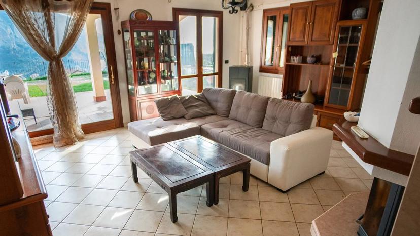 Casa indipendente in Via Ciappin, 70, Ventimiglia — foto 4 di 5