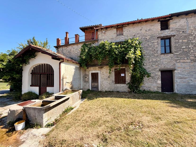 Casa indipendente in Frazione Bossi, Località Campocomune 20, Ormea — foto 3 di 5