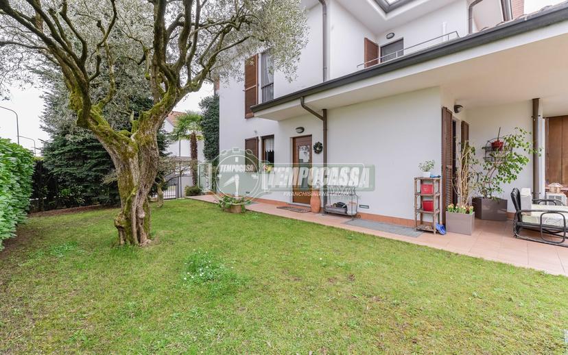 Villa a schiera in Via Giovanni Pascoli 9/a, Vimercate — foto 3 di 5