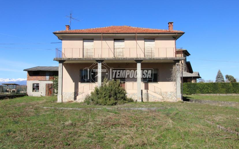 Villa in Via Roma 7, Margarita — foto 2 di 5