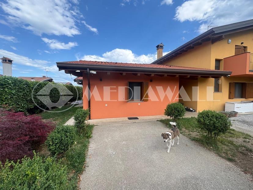 Villa a schiera, Vajont — foto 5 di 5