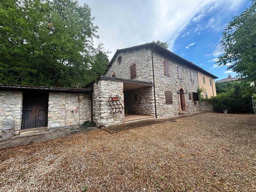 Casa indipendente, Pioraco — foto 5 di 5