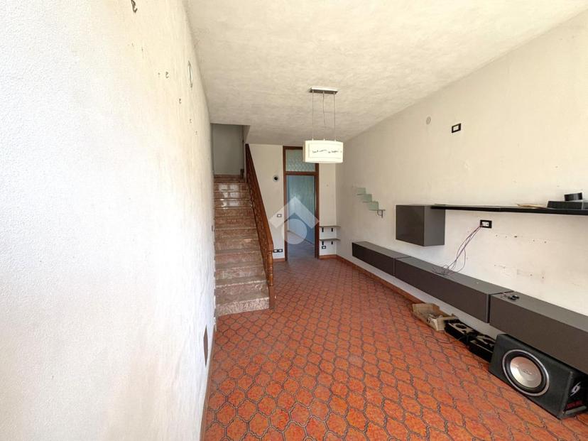 Casa indipendente in Frazione San Lorenzo 96, Santo Stefano Roero — foto 5 di 5