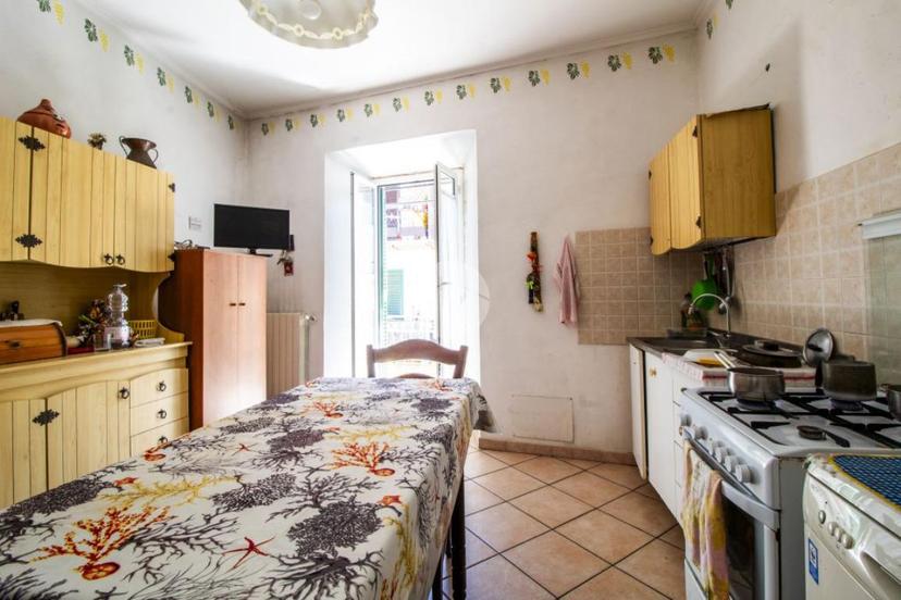 Trilocale in Via Trento 37, Palombara Sabina — foto 2 di 5