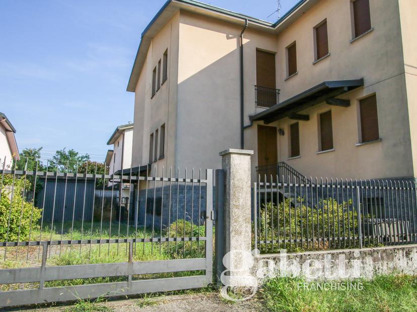 Villa bifamiliare in Via Appennini 12, Gallarate — foto 3 di 5