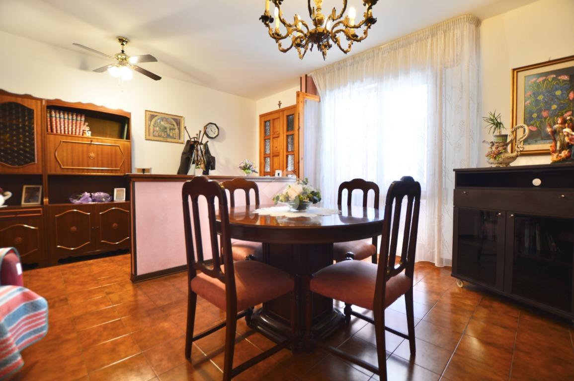Villa a schiera in Via a. Gramsci, Torre di Mosto