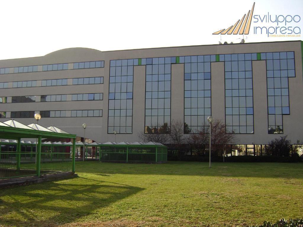 Villa bifamiliare in Via Carducci G. 125, Sesto San Giovanni
