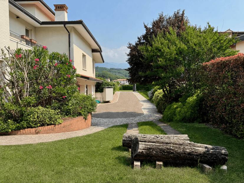 Villa in Via Adige 38, Zugliano — foto 5 di 5