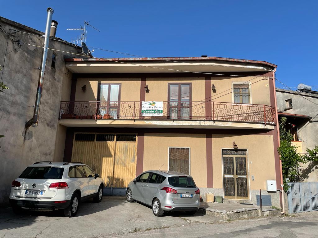 Casa indipendente in Via Pantano, Paterno