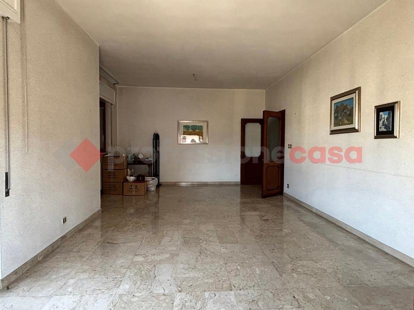 Appartamento in Via Dante 231, Taranto