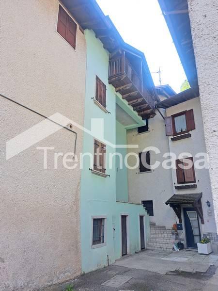 Casa indipendente in Via Prati, Bondone — foto 3 di 5