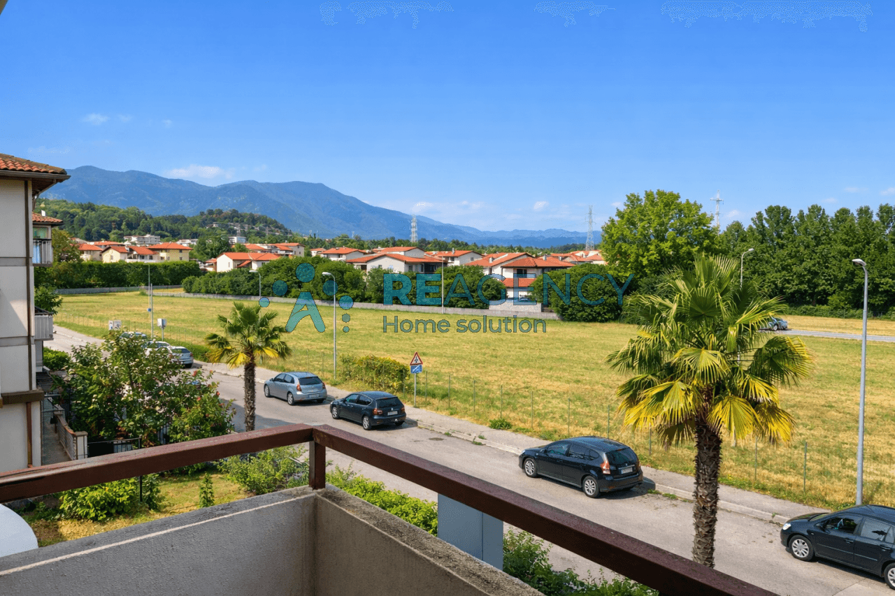 Trilocale in Via Romagna, 1, Bassano del Grappa