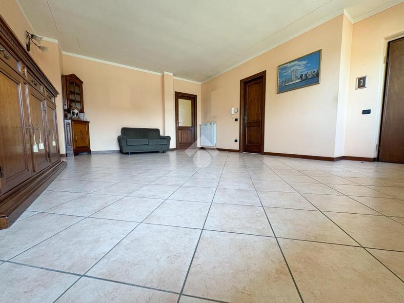Villa in Via Sandro Pertini 13, Lograto